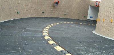 地下車(chē)庫(kù)出入口電伴熱系統(tǒng)